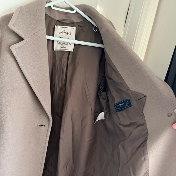 SOLD - Wilfred Rocco Coat - Picture 6 of 8